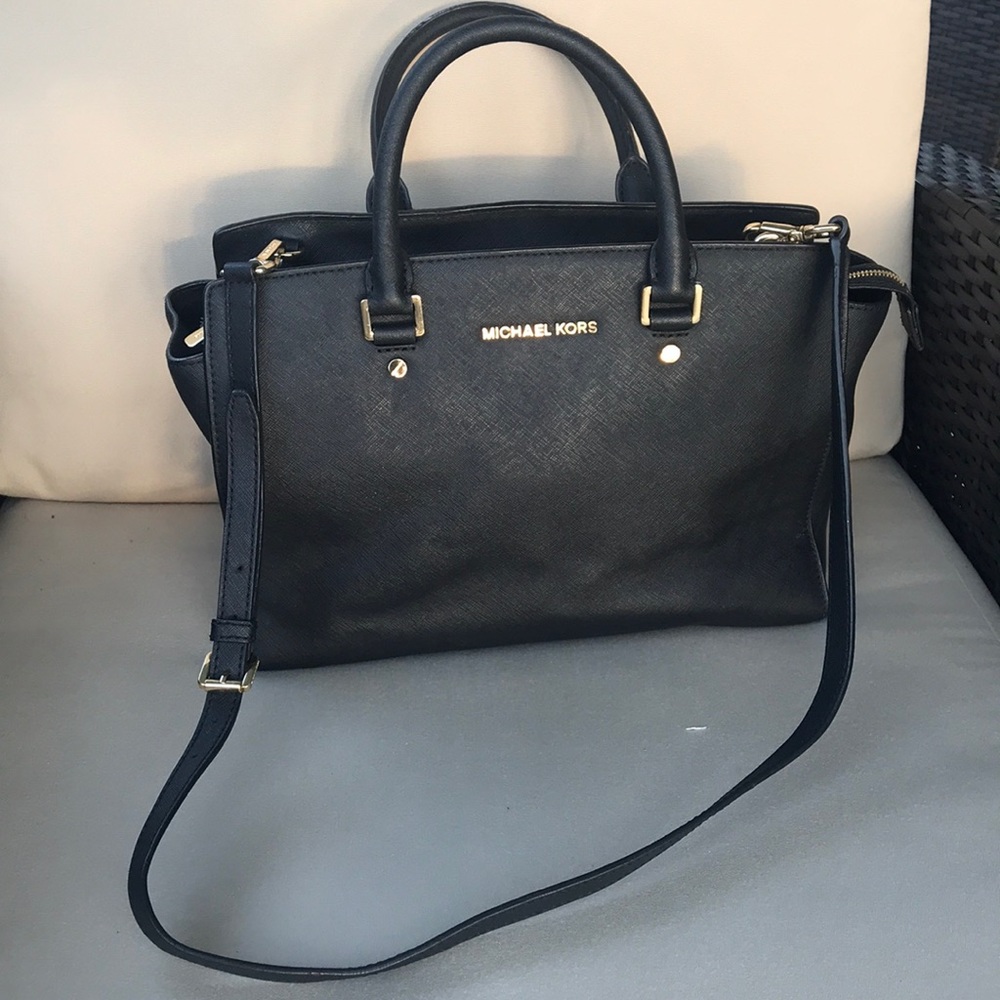 Michael Kors Selma Handbag/Satchel